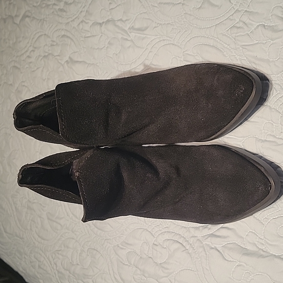 Steve Madden Ankle bootie,black,suede - Picture 2 of 3